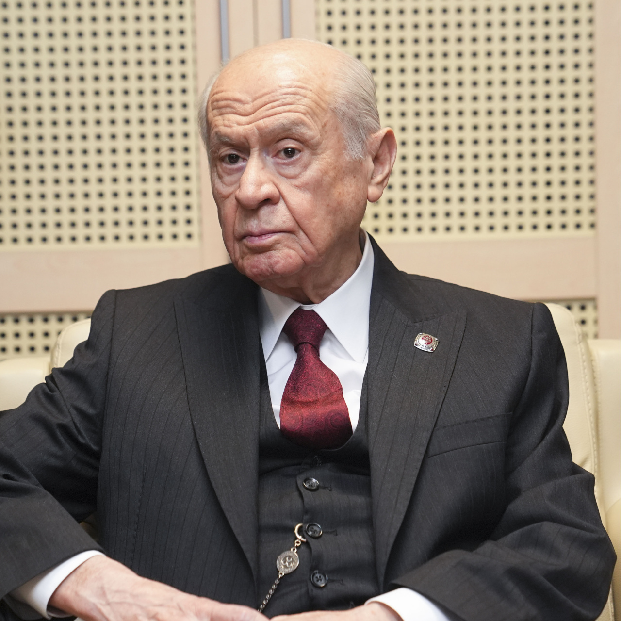 Tatlıses'e 'geçmiş olsun' telefonu