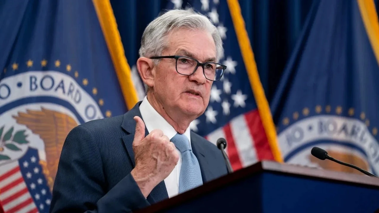 Fed Başkanı Powell’dan Beyaz Saray’ın Fed yenileme eleştirilerine yanıt