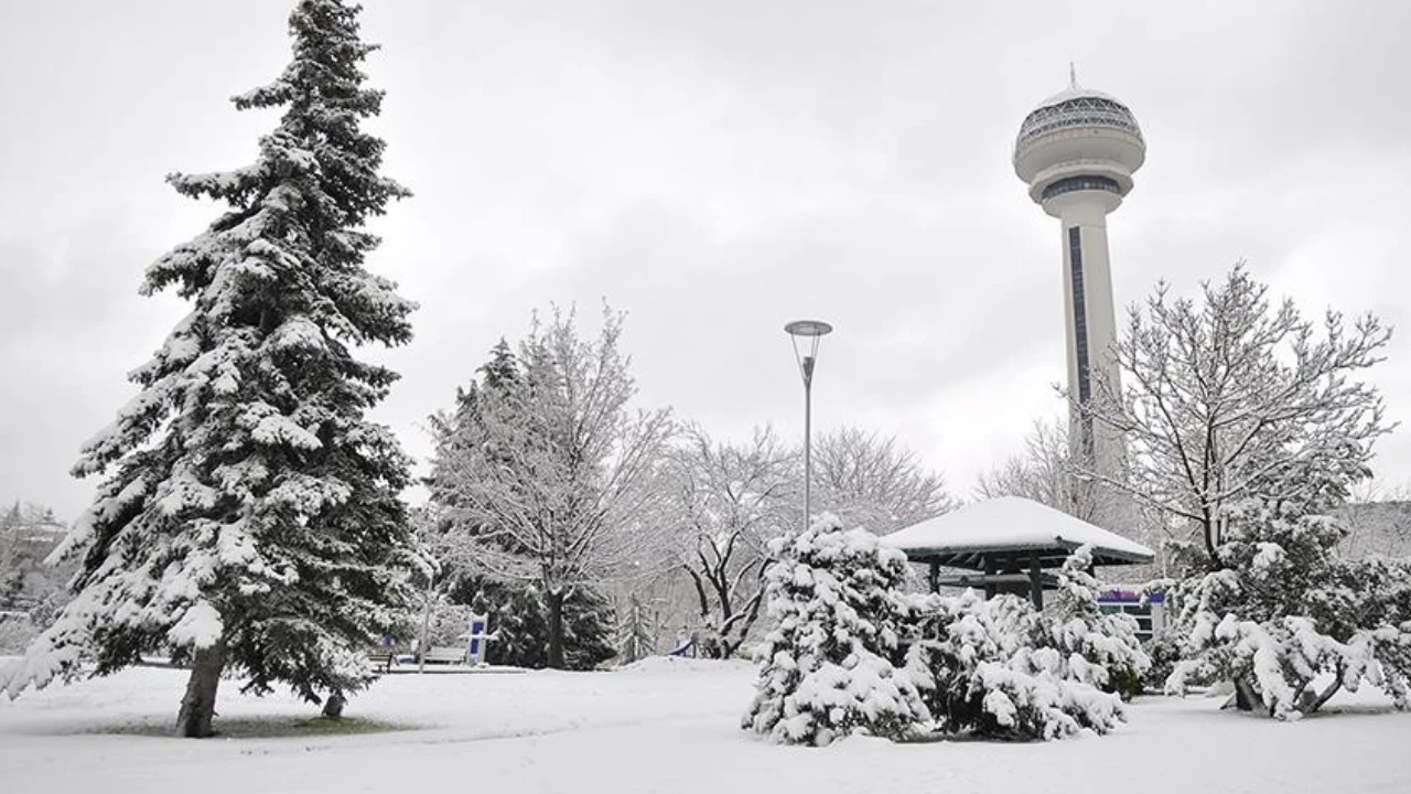 Ankara'da yarın okullar tatil mi? 2 Ocak Cuma Ankara okul var mı?