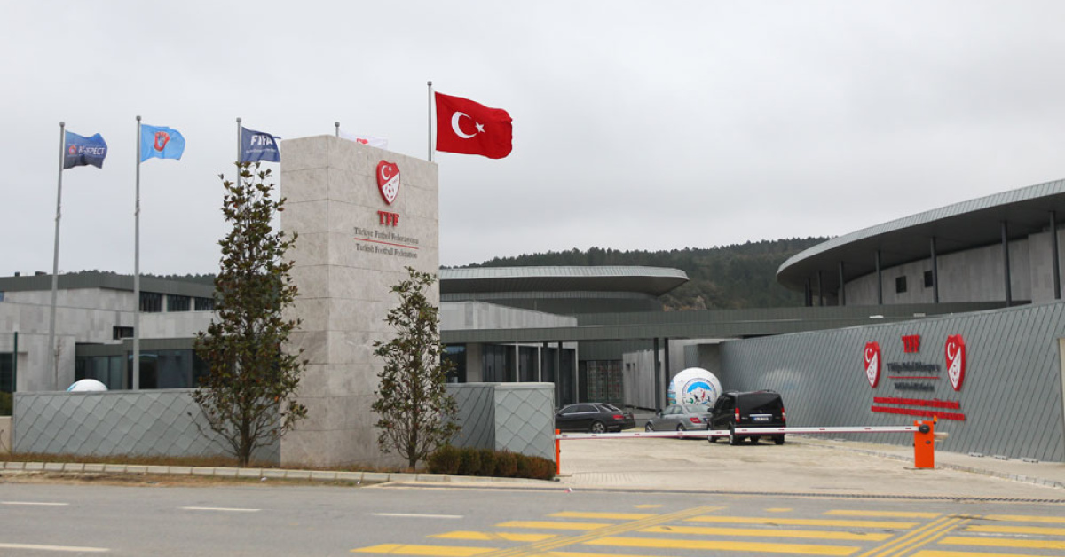 TFF, Futbol Disiplin Talimatı'nda Değişikliğe Gitti! - Futbol Haberleri - Habertürk