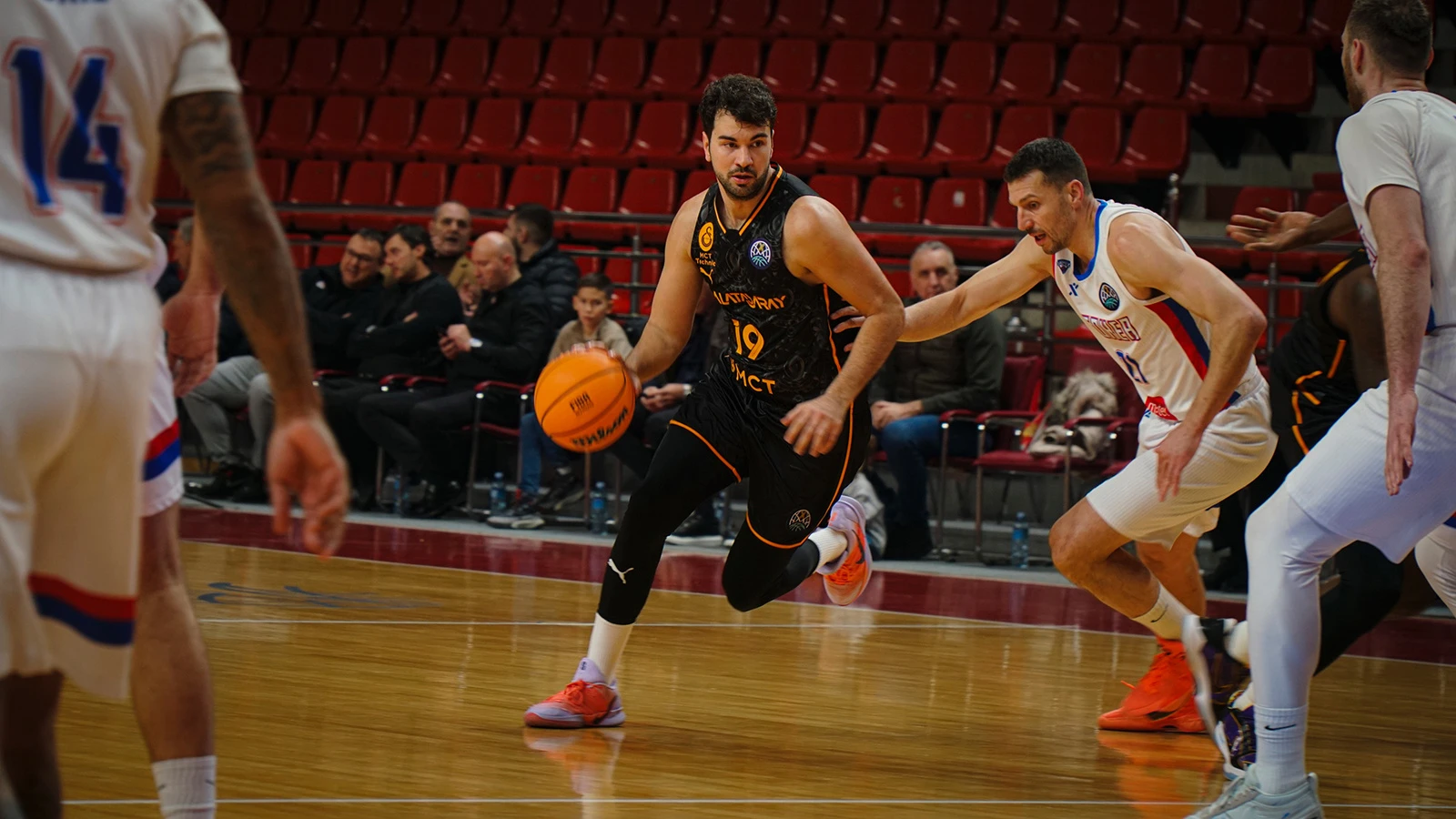 Galatasaray, Basketbol Şampiyonlar Ligi'nde farklı kazandı