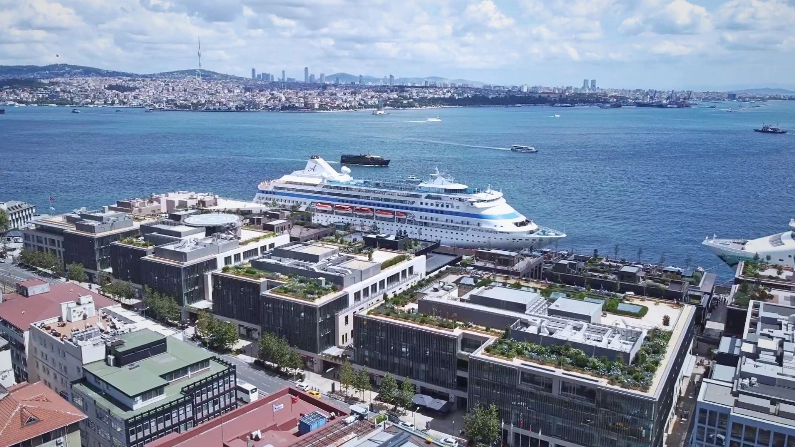 Dünya Turizm Günü'nde Türkiye'nin kruvaziyer başarısı gündemde