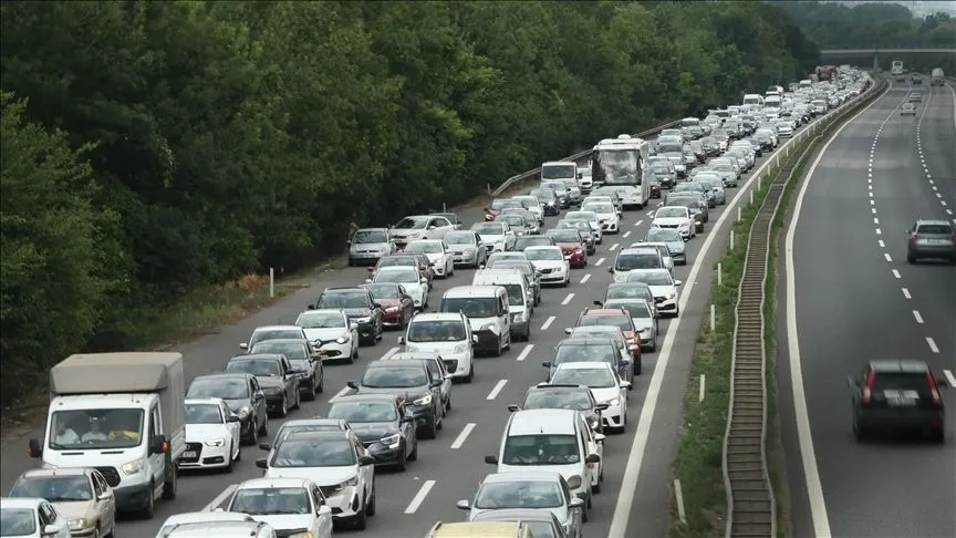 Trafiğe kaydı yapılan araç sayısı geçen yıl 2 milyon 368 bin 538 oldu