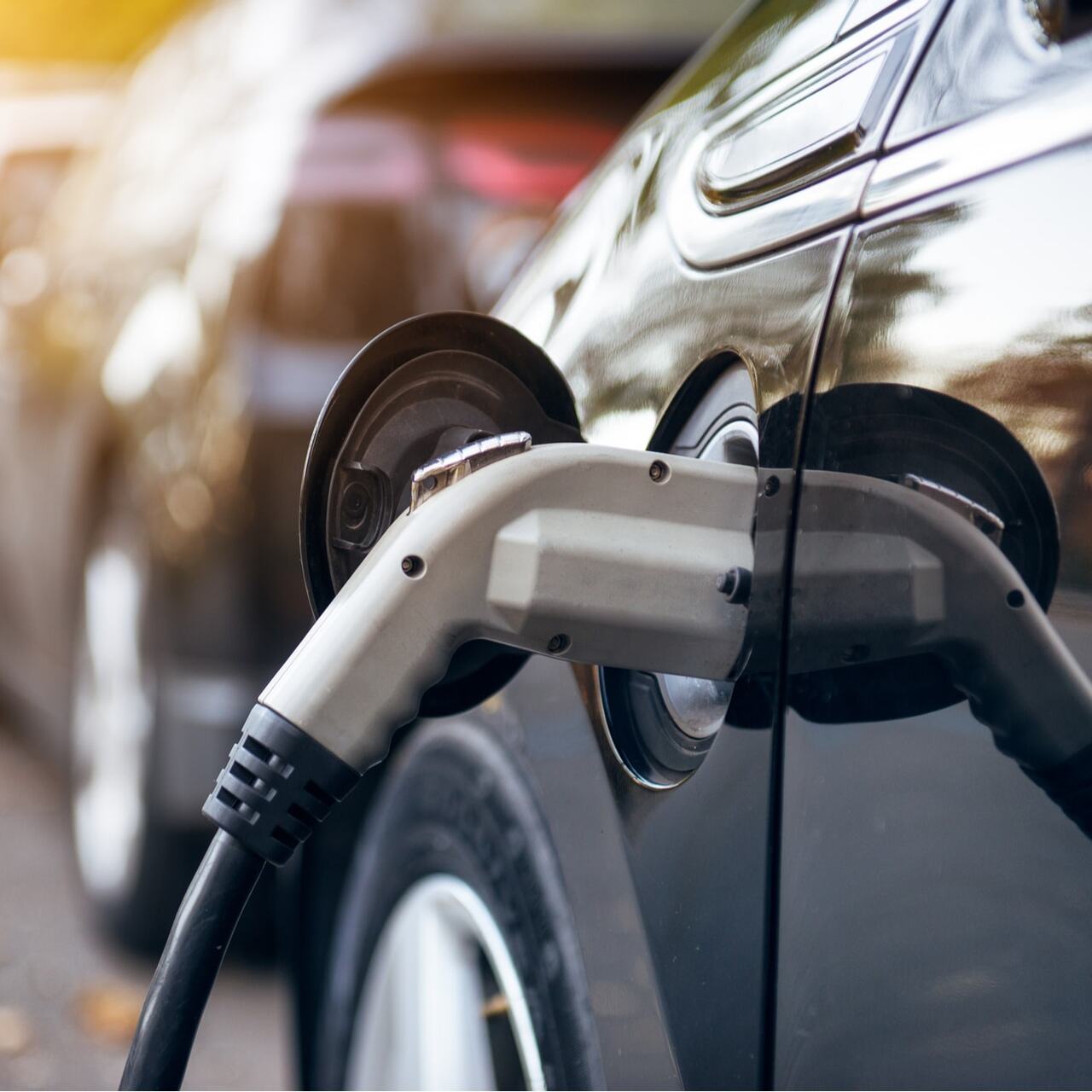 Elektrikli oto reklamlarına 15.8 milyon TL ceza