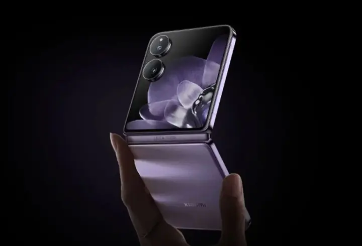 Katlanabilir telefon pazarına iddialı bir modelle geri dönmeye hazırlanıyor