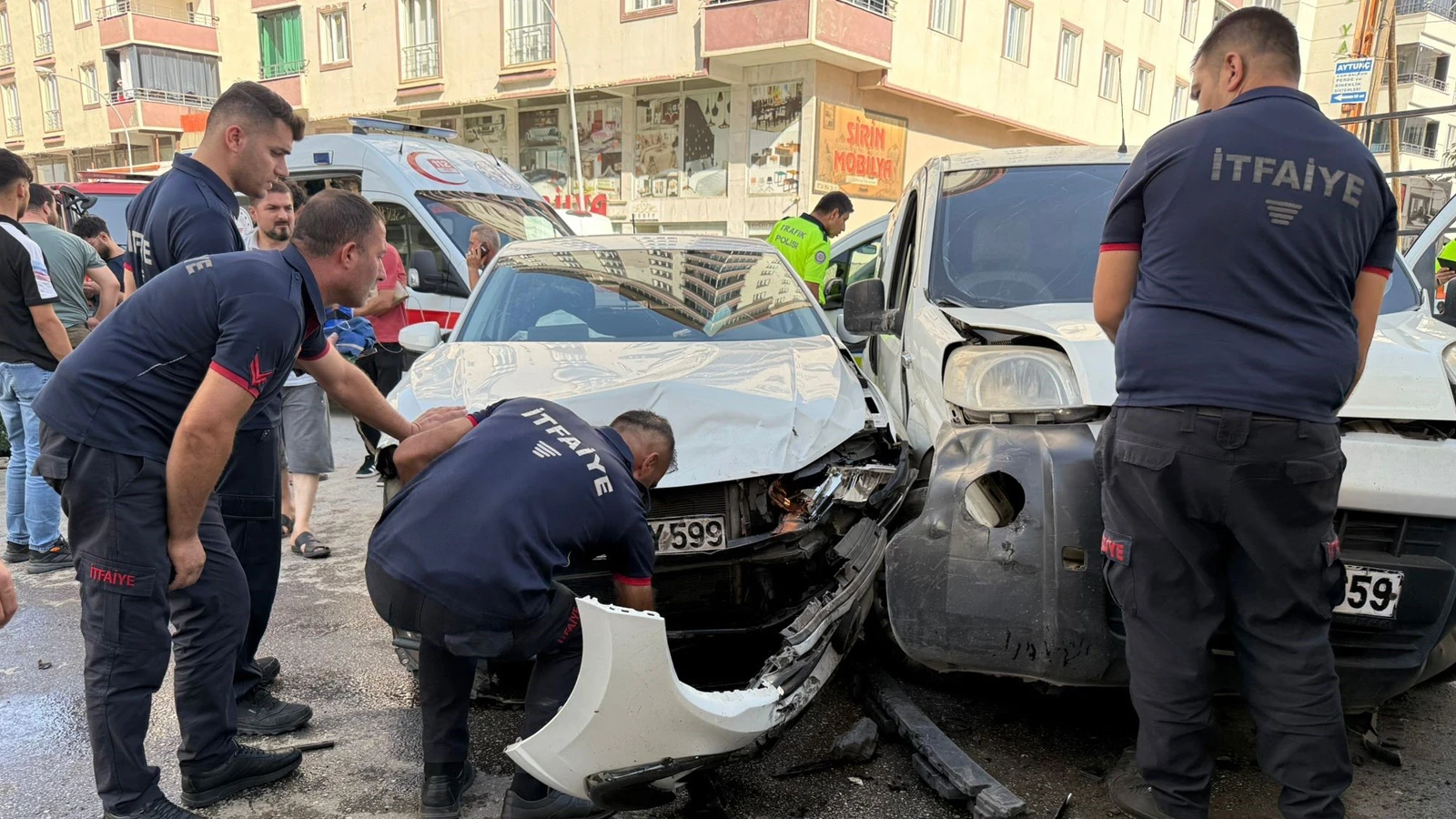 Muş'ta trafik kazası: 1'i çocuk 3 yaralı