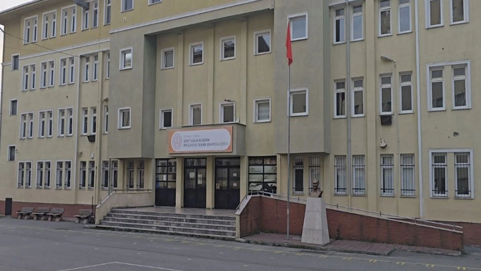 Kartal’da lisede iki öğrenci arasındaki şakalaşma faciayla bitti