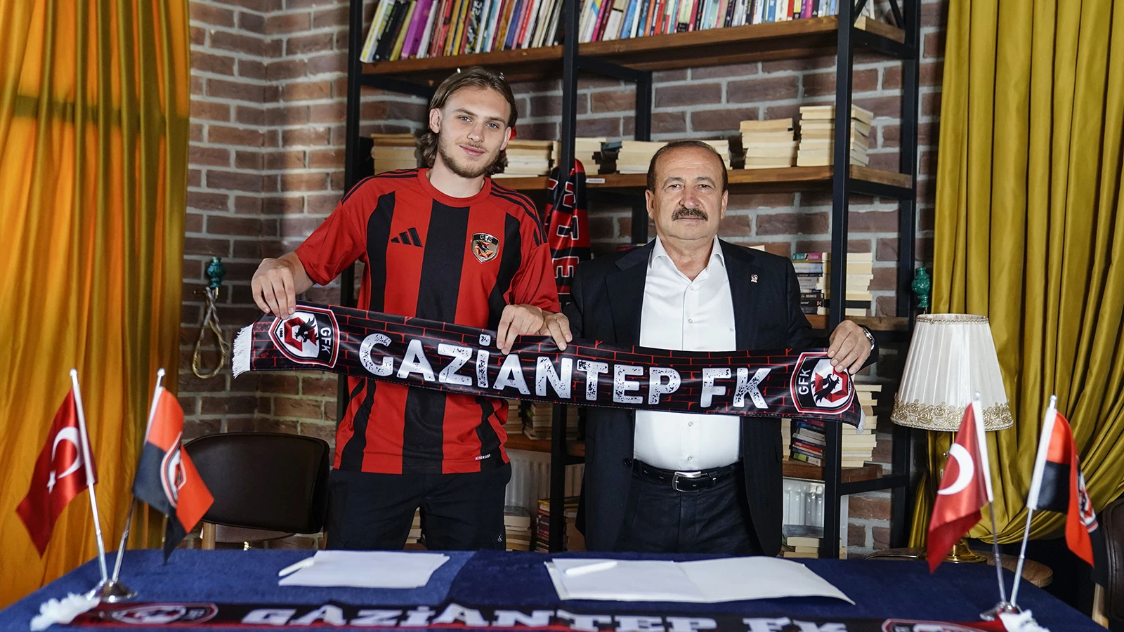 Gaziantep FK, Enver Kulasin'i transfer etti