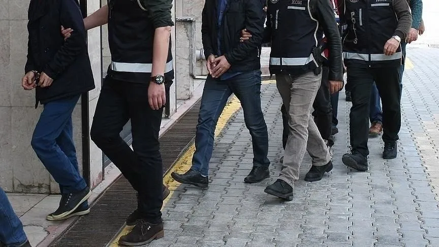 İstanbul merkezli 11 ilde FETÖ/PDY operasyonunda 22 zanlı yakalandı