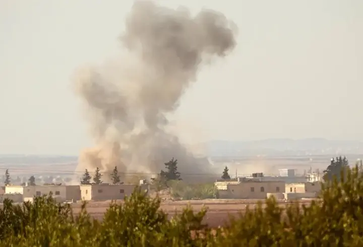 ABD, Suriye'de DEAŞ'a ait 30'dan fazla hedefi bombaladı