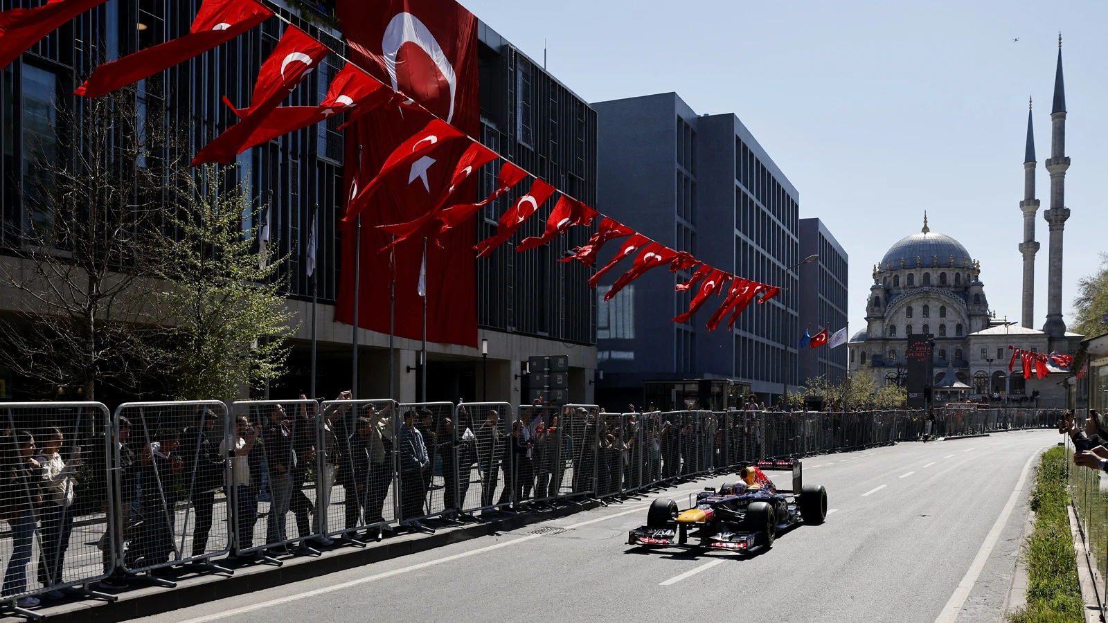 Hasret sona erdi! Formula 1'den "Welcome back Türkiye" paylaşımı