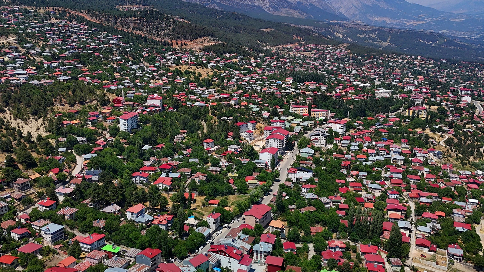 Adanalılar kavruluyor: Yaylalarda nüfus rekoru kırılıyor