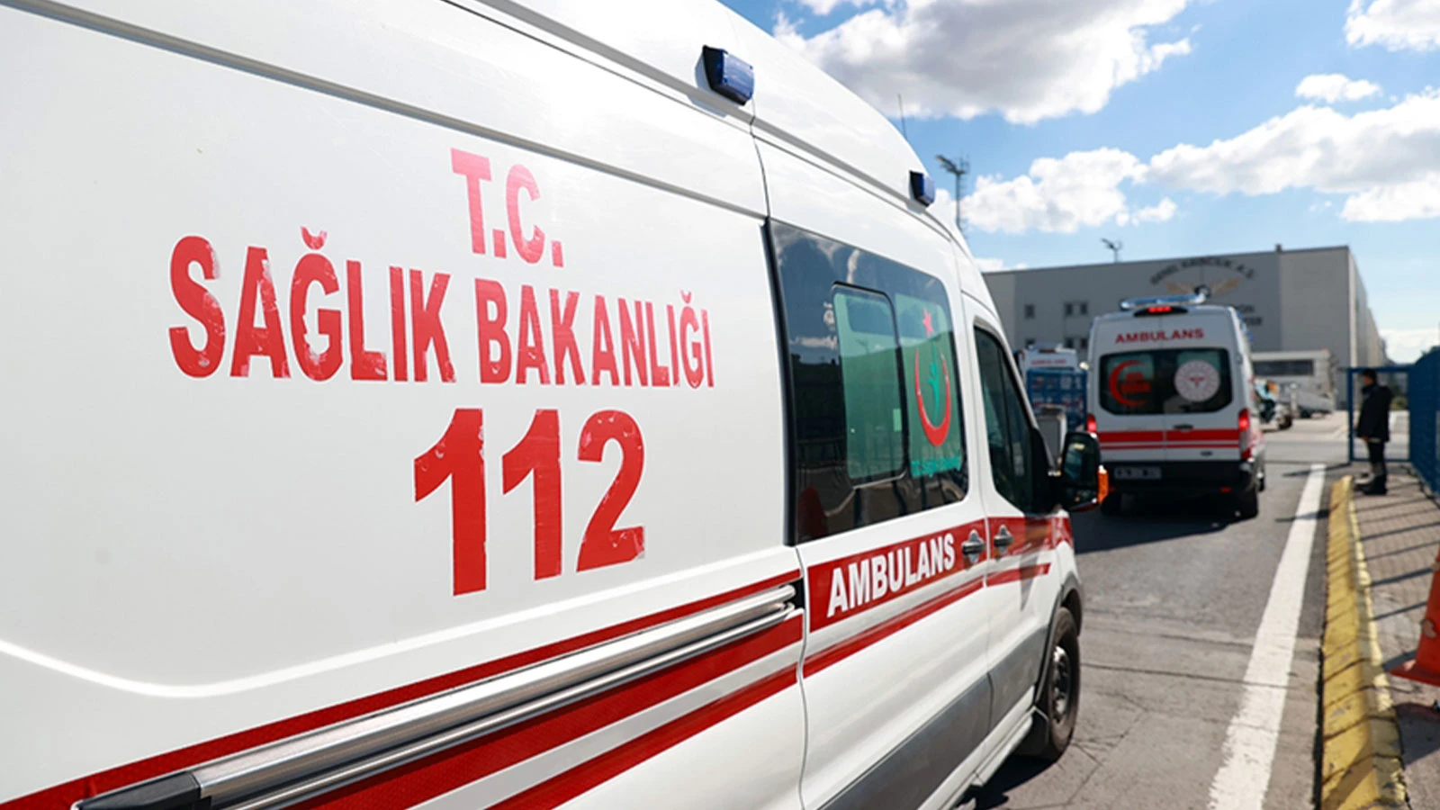 Ankara’da tren raylarına atlayan doktor yaşamını yitirdi