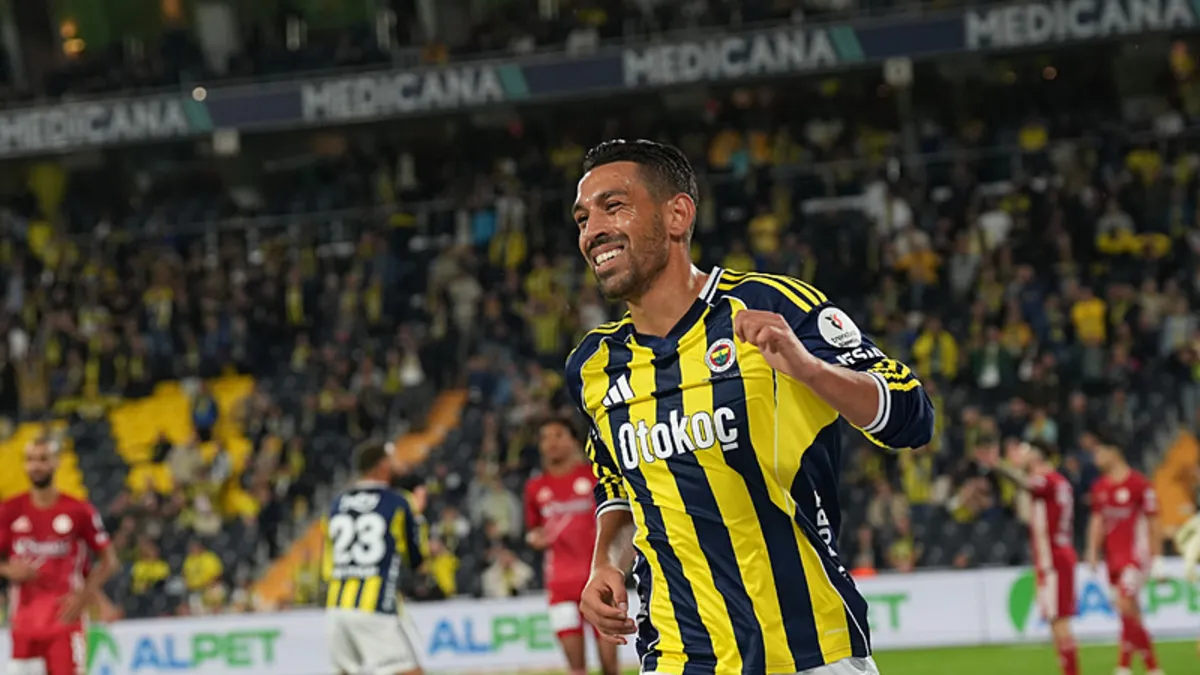 Fenerbahçe'de kadro dışı kararının nedeni belli oldu! Cenk Tosun ve İrfan Can Kahveci...
