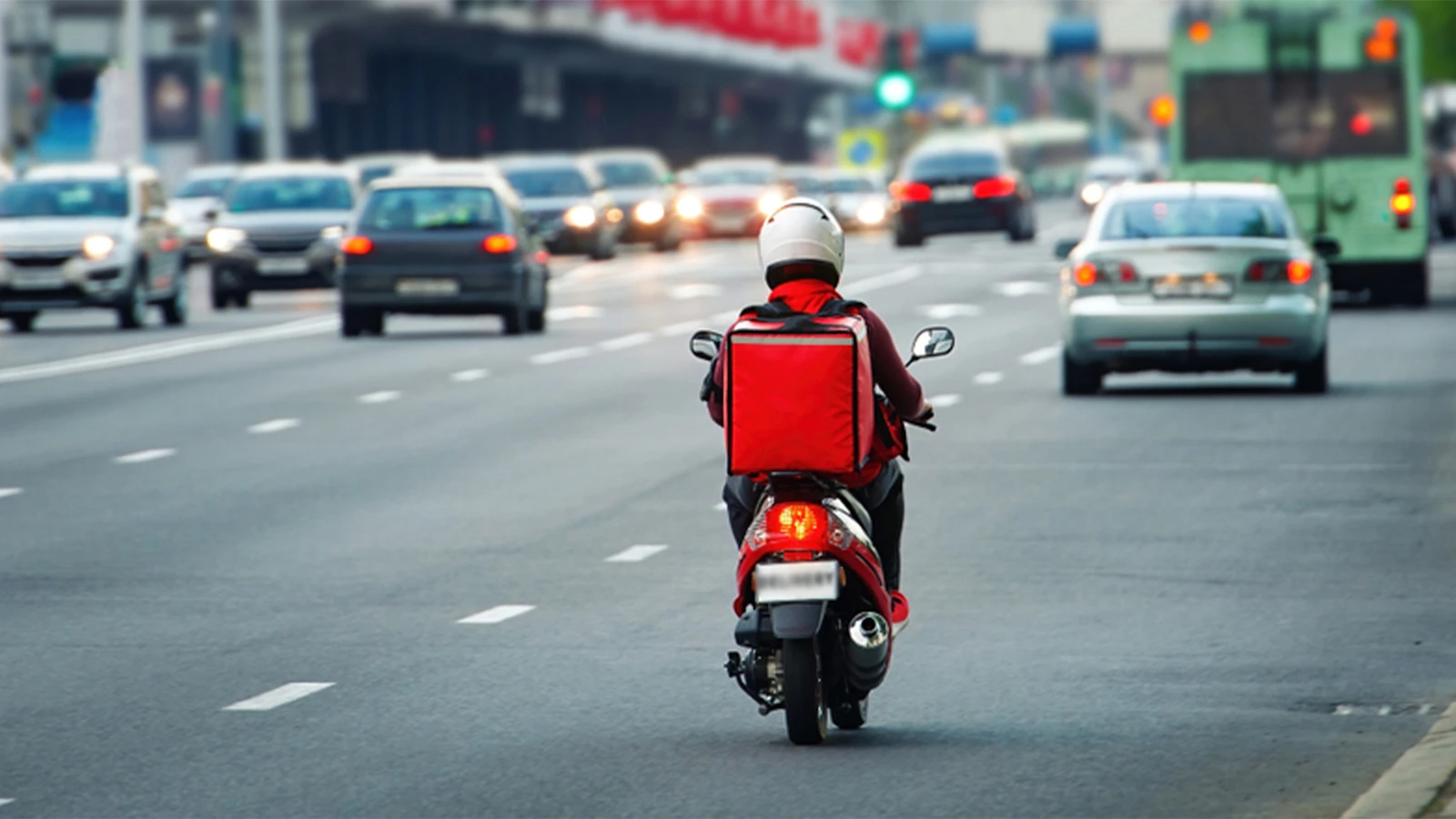 Motokuryelik meslek oluyor, yeleğiniz varsa yollar açık