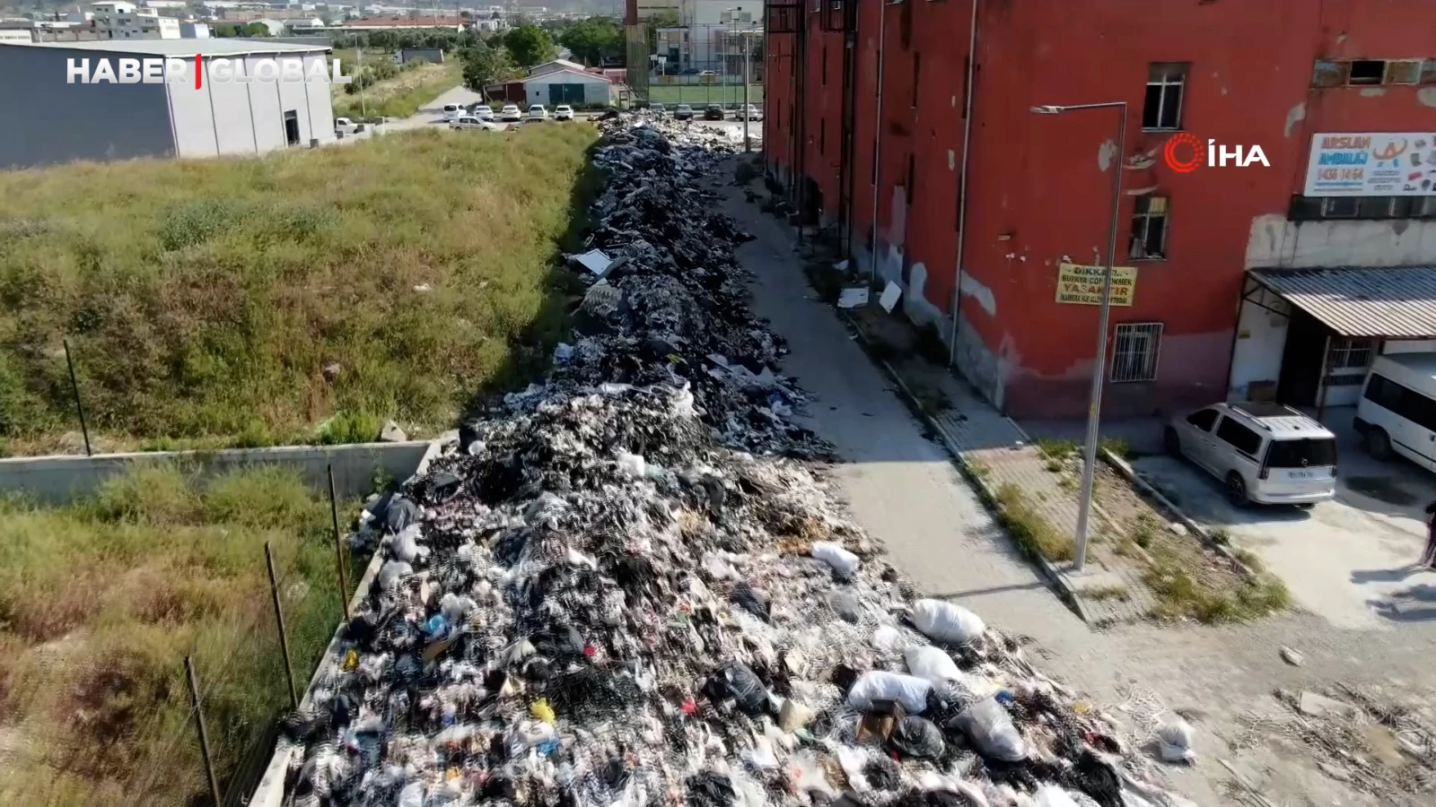 İzmir'de bu manzarayı görenler Hindistan’a benzetiyor