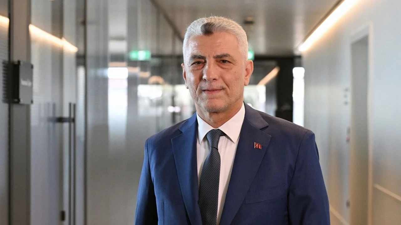 Bolat: Türkiye Otomotiv Sanayisini AB Sanayi Hızlandırma Yasası'na Girmesi İçin Girişimlerimiz Sürecek