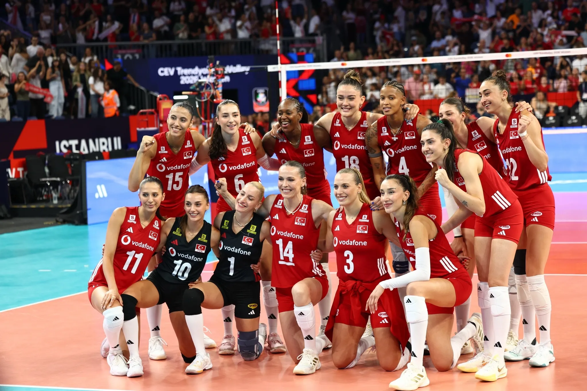 Türkiye-Slovenya CANLI İZLE | CEV 2026 Avrupa Şampiyonası