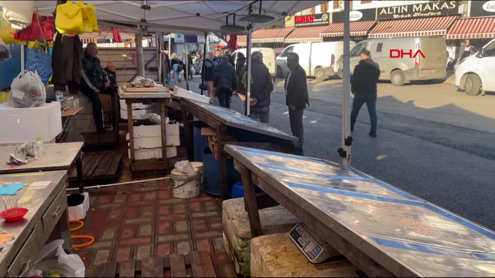 Zonguldak’ta havalar kötü gitti, balık tezgahları boşaldı