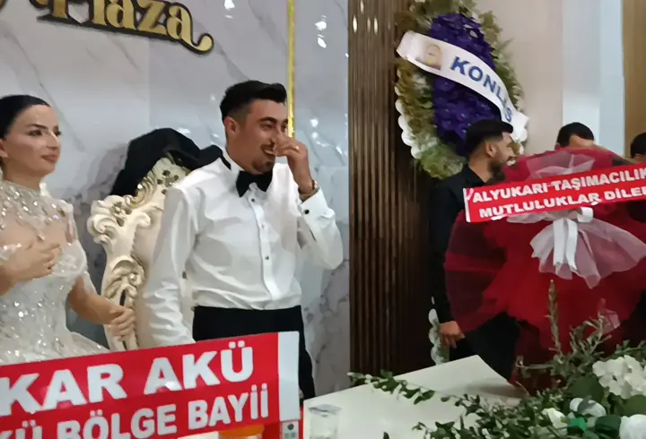 Damada düğünde altın yerine araç lastiği hediye etti