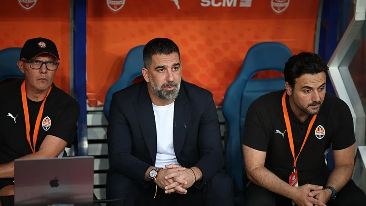 Kırmızı kart gören Arda Turan'dan özür açıklaması!