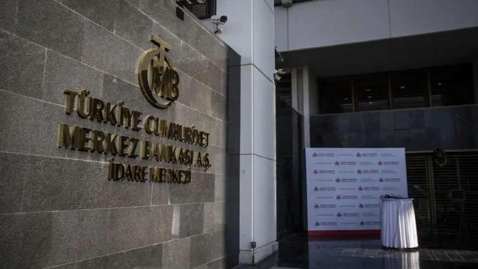TCMB'nin swap hariç net rezervlerinde düşüş sürdü