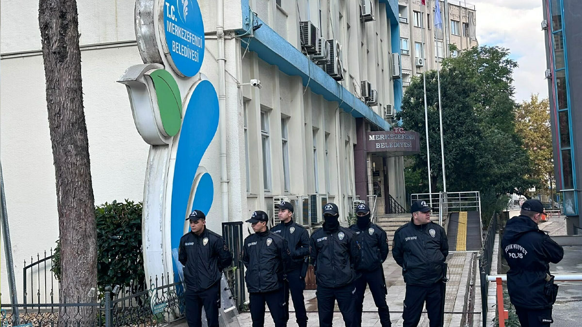 Son Dakika! Merkezefendi Belediyesi’ne Operasyon: Başkan Şeniz Doğan Ve Eşi Gözaltına Alındı