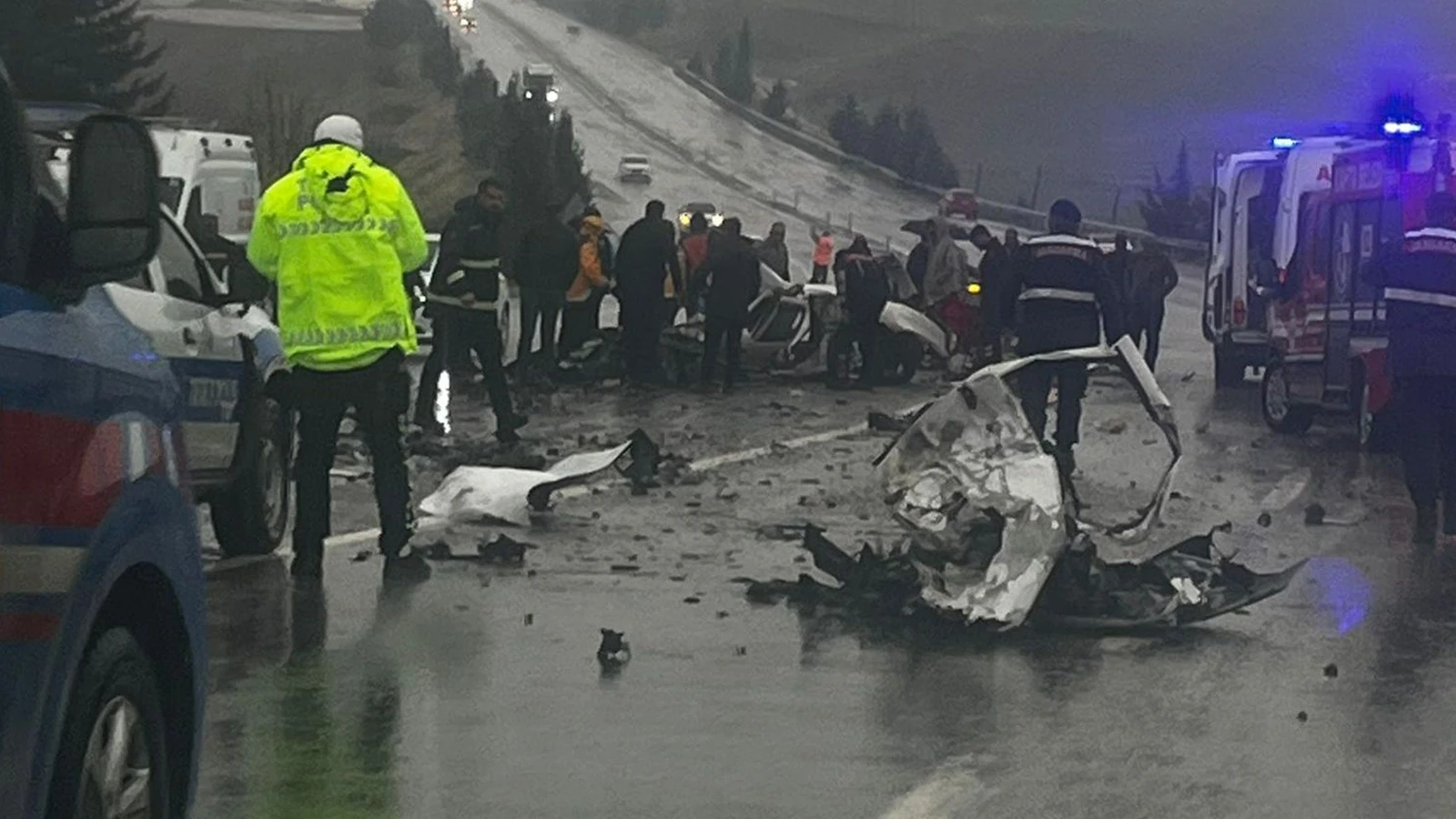 Adıyaman'da feci kaza: 3 ölü, 3 yaralı