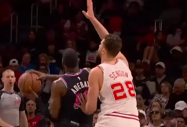 Houston Rockets'ta Alperen Şengün'ün 13 sayısı yetmedi