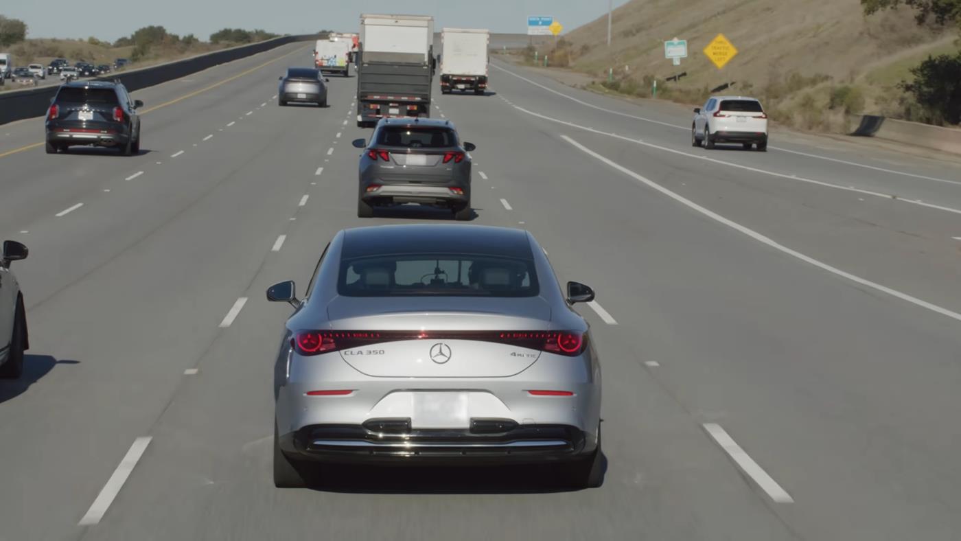 Nvidia, otonom sürüşte Tesla ve Waymo’yu yenmek istiyor