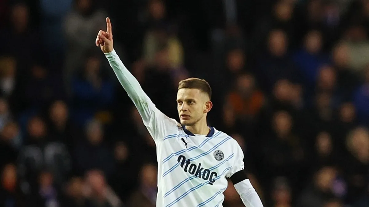 Fenerbahçe'de Sebastian Szymanski Dusan Tadic'in rekoruna ortak olmaya hazırlanıyor