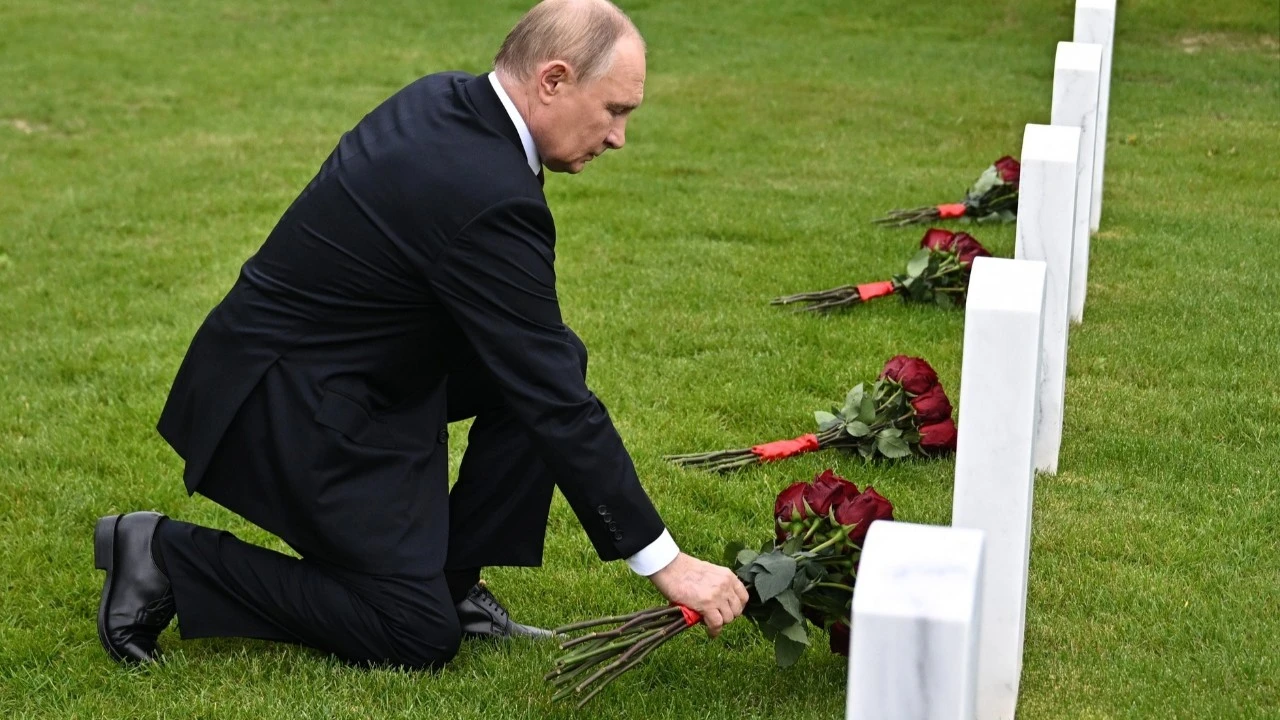 Putin, Alaska’da Sovyet mezarlarını ziyaret etti