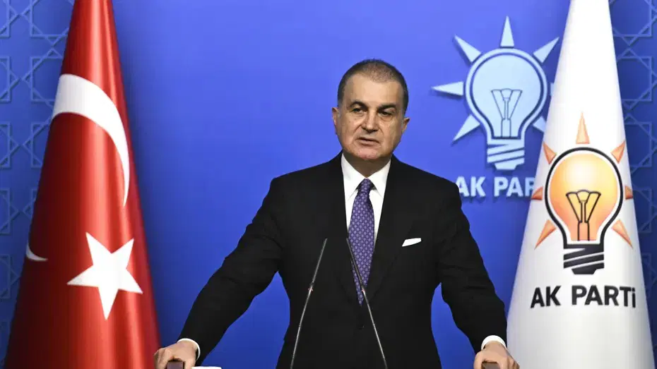 AK Parti Sözcüsü Ömer Çelik: PKK tüm uzantılarını feshetmeli.