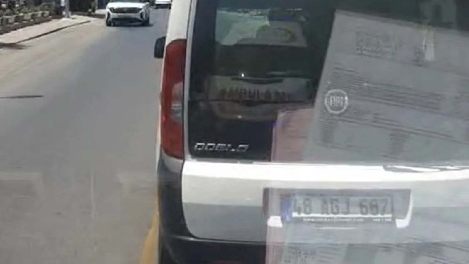 Muğla'da ambulansa yol vermeyen sürücü gözaltına alındı