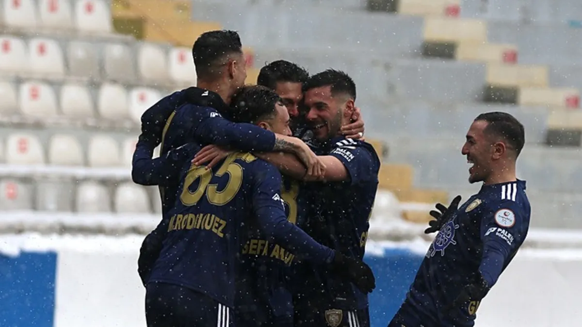 Erzurumspor FK’dan evinde net galibiyet!