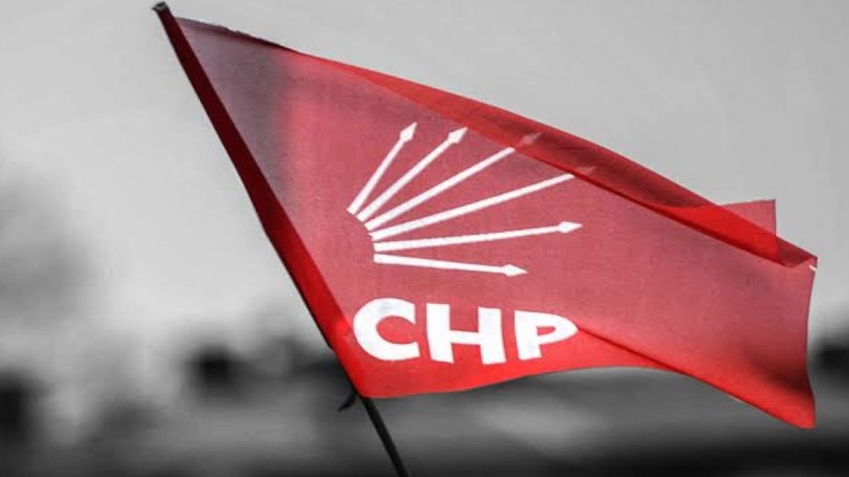 İstifa eden iki milletvekili CHP'ye mi geçiyor?