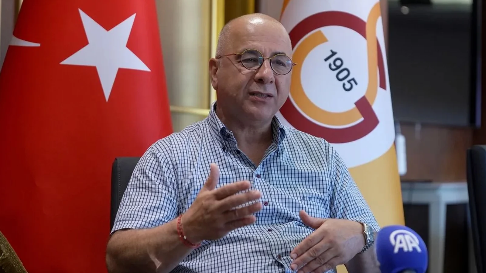 Galatasaray yöneticisi Bora Bahçetepe, İzmir'de trafik kazası geçirdi: Yoğun bakıma alındı