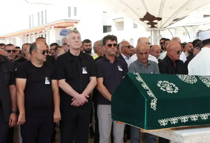 İstanbul- Metin Şentürk'ün kardeşi Bayram Şentürk toprağa verildi