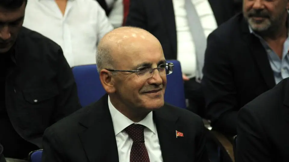 Şimşek: Ekonomik programın son aşamasına girildi