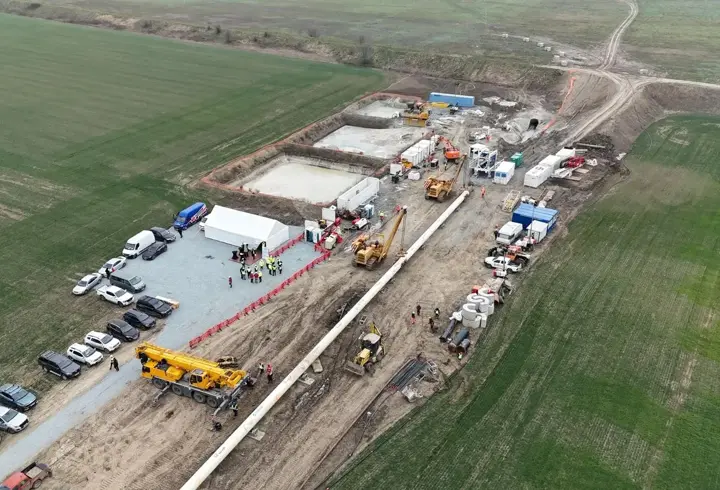 Zor projede Türk şirket Tuna Nehri geçişini tamamladı