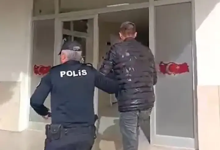 Uyuşturucu ticaretinden 10 yıl hapis cezasıyla aranan hükümlü yakalandı