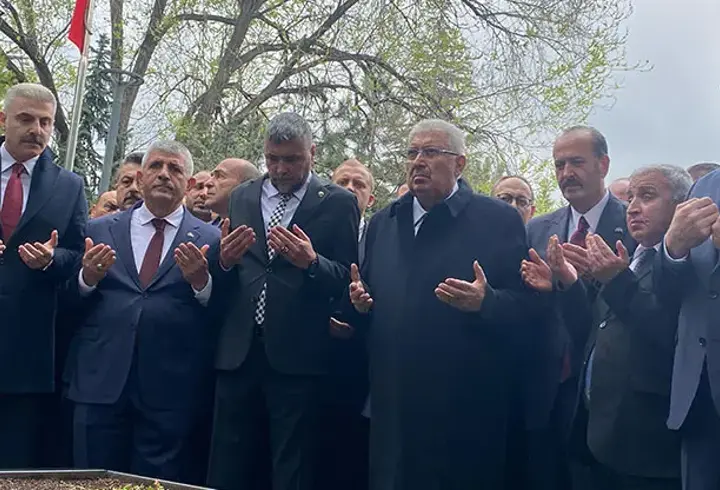 Alparslan Türkeş, vefatının 28. yıl dönümünde anıldı