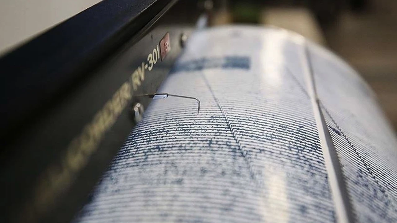 Son dakika: Balıkesir'de korkutan deprem