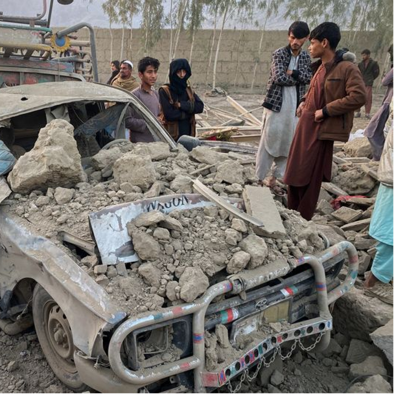 Pakistan, Afganistan'a saldırdı: 18 ölü