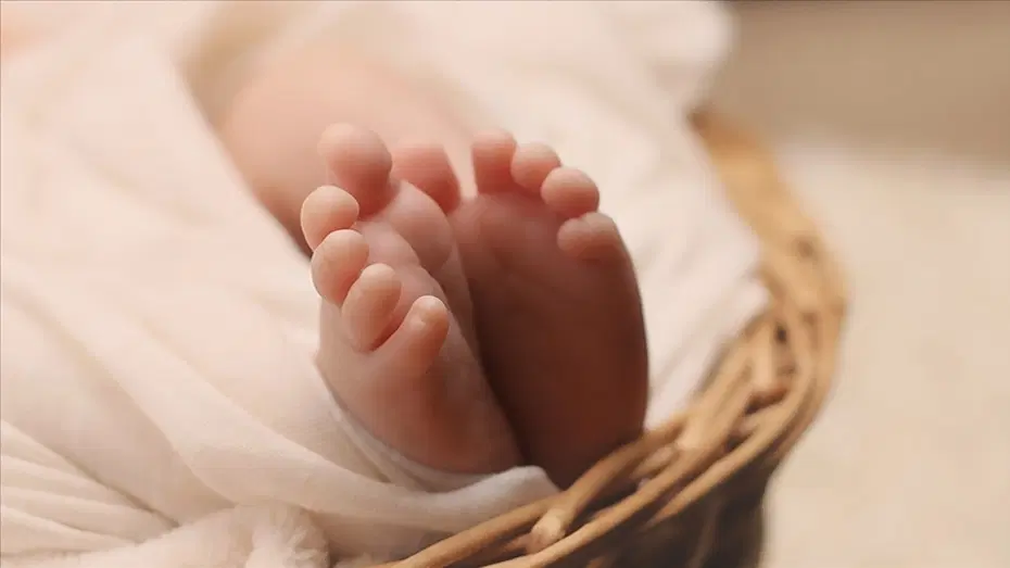 Yeni doğan bebeğe hemşire şiddeti. Bebek engelli kaldı, aile gerçeği 3 yıl sonra öğrendi