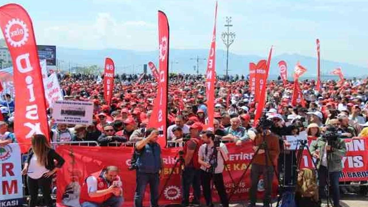 SEÇKİN 1 MAYIS MESAJLARI || En güzel ve en özel 1 Mayıs İşçi Bayramı mesajları ve sözleri...