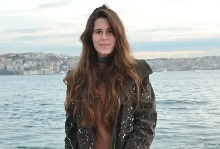 LAL DENİZLİ KİMDİR? Çeşme Belediye Başkanı Lal Denizli kaç yaşında ve nereli?