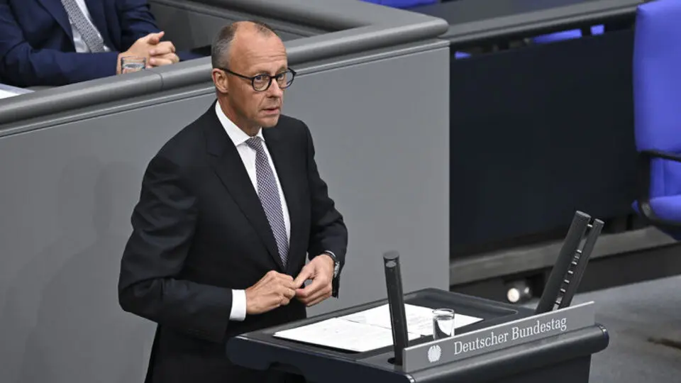 Merz'in 46 milyar euroluk vergi indirimi destekleniyor