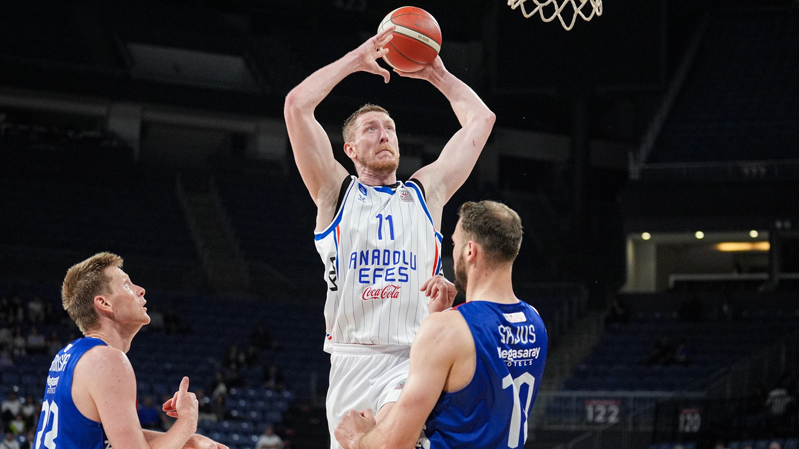 Anadolu Efes, Büyükçekmece Basketbol'u mağlup etti