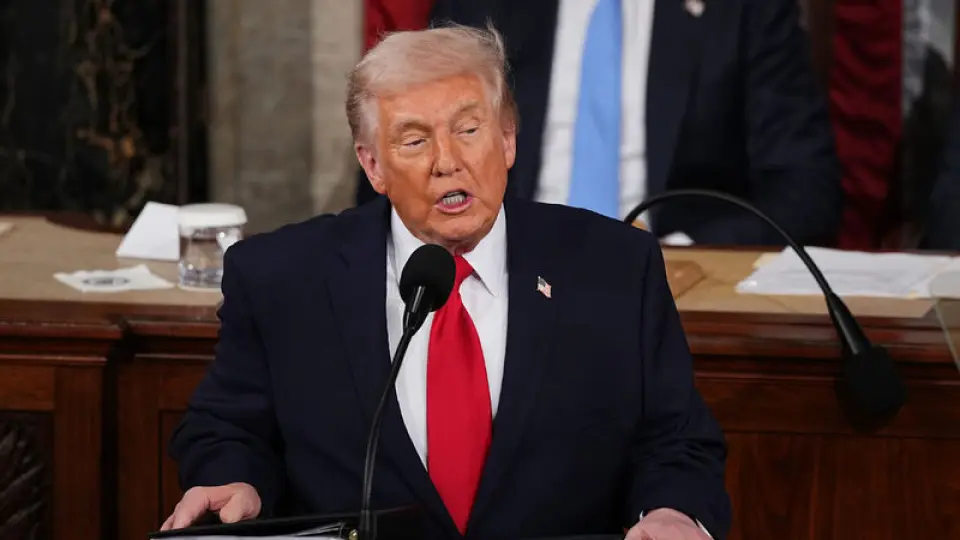 Trump, boğazları yakından izleyeceklerini söyledi